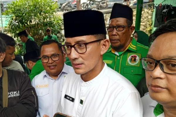 Sandi Uno aktif bisik-bisik ke parpol lain usai muncul wacana Ganjar-Anies. Foto: Poskota/Ihsan Fahmi.