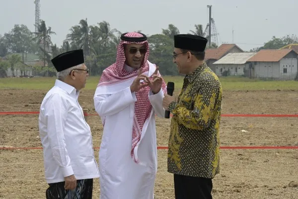 Wapres dan Duta Besar Arab Saudi untuk Indonesia. Foto: Ist.