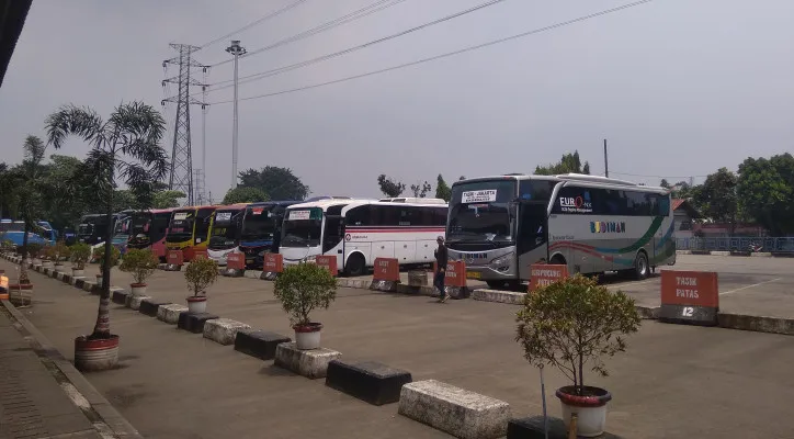 Terminal Kampung Rambutan Jakarta Timur (cr-5)