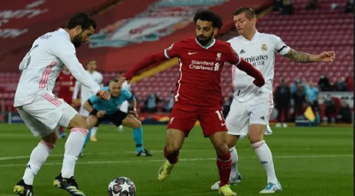 Liverpool vs Real Madrid masih imbang tanpa gol di babak pertama. (Foto: twitter LFC)