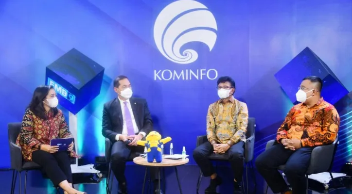 Menteri Perdagangan, Muhammad Lutfi dan Menteri Komunikasi dan Informatika, Johnny G. Plate di acara Forum Merdeka Barat 9. (ist)