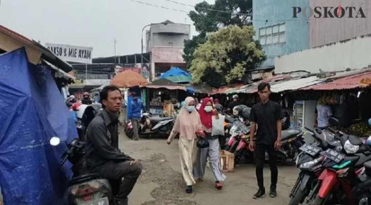 Opang di stasiun Rangkasbitung (foto: yusuf) 