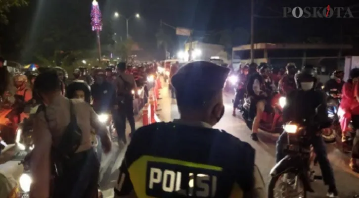 Kondisi di area Pos Penyekatan Mudik Kedungwaringin, Selasa (11/5/2021). (foto: cr02)