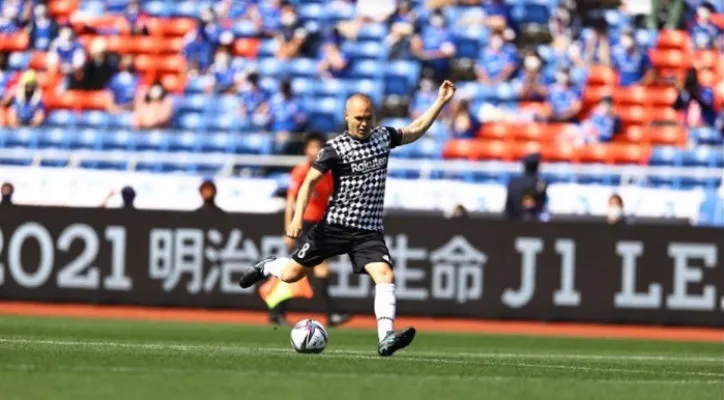 Andres Iniesta, pemain asal Spanyol yang bermain di Vissel Kobe, Jepang. (foto: @andresiniesta8)