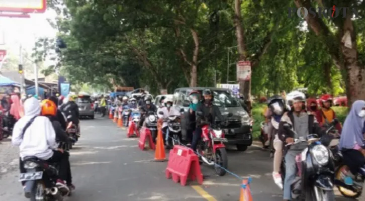 Dishub Kabupaten Serang akan mengintensifkan pengawasan di sepanjang pantai Anyer dan Cinangka. (foto: Luthfi)