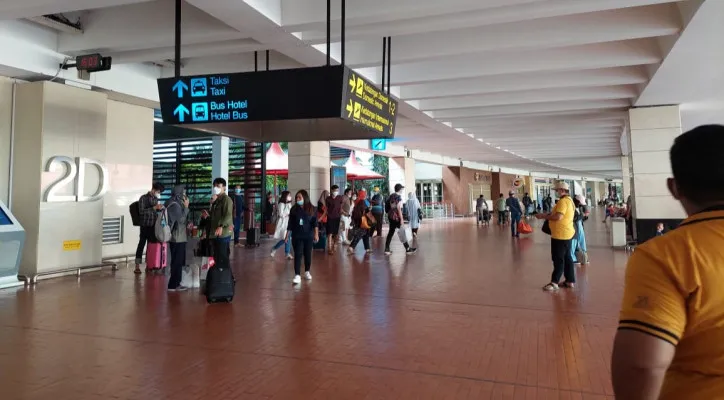 Suasana terminal Bandara Soekarno-Hatta. (foto: Fernando Toga) 