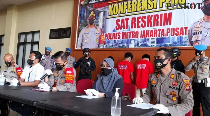 Konferensi pers penangkapan pelaku tawuran di Polres Metro Jakarta Pusat, Kamis (20/5/2021). (foto: poskota/cr05)