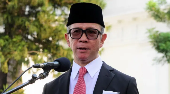 Profil Mahendra Siregar yang mundur dari jabatannya sebagai Ketua OJK (Foto: Istimewa)