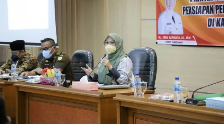 Rapat Koordinasi Panitia Pemilihan Tingkat Kabupaten, Persiapan Pelaksanaan Pilkades Serentak di Pandeglang, Kamis (3/6/2021). (foto: ist)