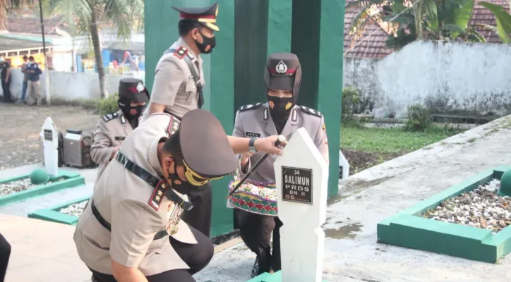 Upacara ziarah di Makam Pahlawan, Rangkasbitung. (ist)