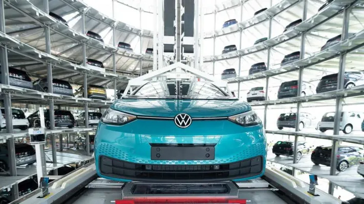 Volkswagen hanya akan menjual kendaraan listrik di Eropa pada 2035. (Foto/merkur.de)