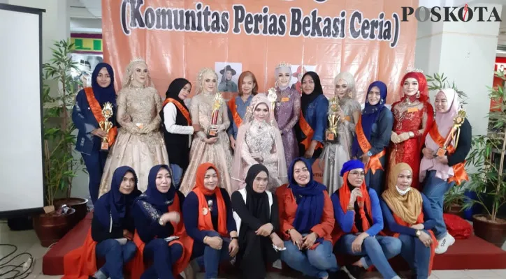 Ketika KPBC mengadakan sebuah lomba rias di sebuah mall. (Foto/Poskota.co.id)