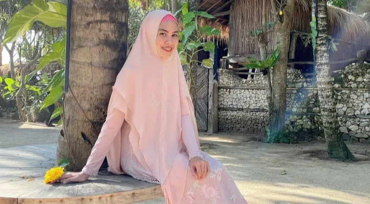 Kartika Putri menceritakan kondisi ibunya  (foto: instagram/@kartikaputriworld)