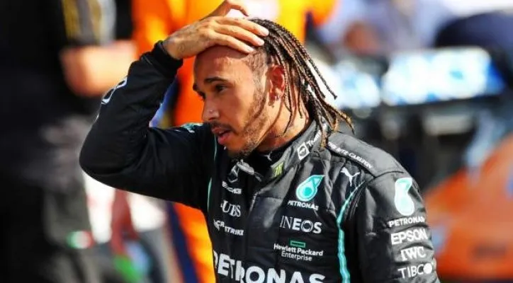 Red Bull Racing dikecam balik oleh Mercedes yang menyatakan bahwa mereka telah mencoreng karier Hamilton. (Foto/Crash.net)