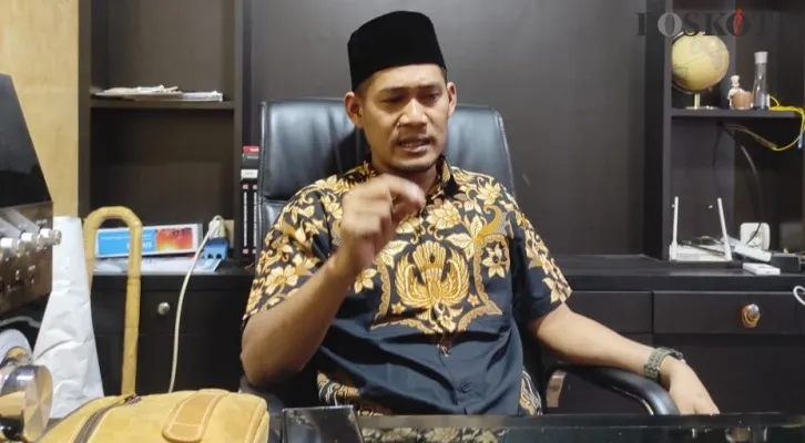 Ketua komisi II DPRD Kota Serang Pujiyanto mengapresiasi langkah cepat Walikota Serang Syafrudin melakukan rotasi puluhan pejabat eselon II, III dan IV. (Foto/Poskota.co.id/Luthfi)