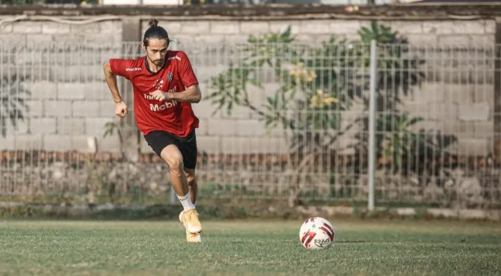 Gavin Kwan Adsit, pemain Bali United. (foto: baliutd.com)