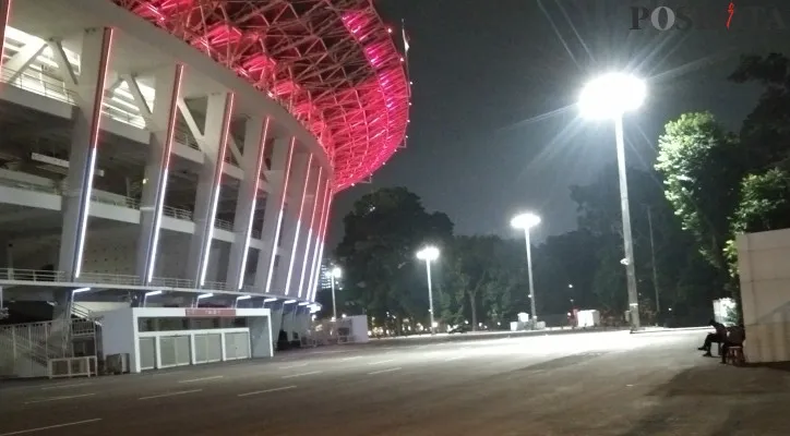 Suasana Stadion Utama Gelora Bung Karno pada laga pembukaan Liga 1. (cr04)