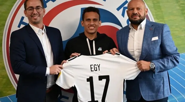 Egy Maulana Vikri resmi diperkenalkan klub barunya, FK Senica. (Foto: Instagram fk_senica)