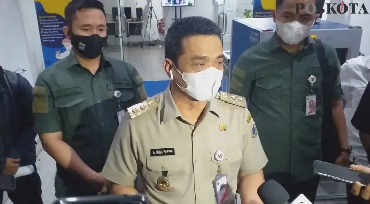 Wakil Gubernur DKI Ahmad Riza Patria, di Balaikota. (foto: deny)