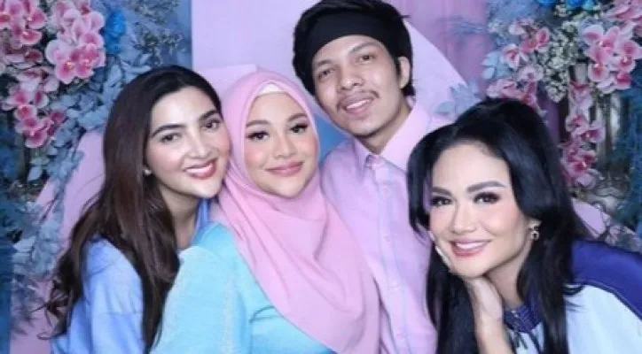 Setelah tahu mengandung anak perempuan, Aurel Hermansyah dan Atta Halilintar mulai belajar dua hal ini. (Foto/Instagram/@aurelie.hermansyah)