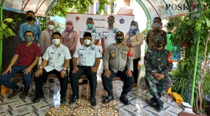 Para Peserta FGD Poskota di Kecamatan Pinang, Tangerang. (tiyo)