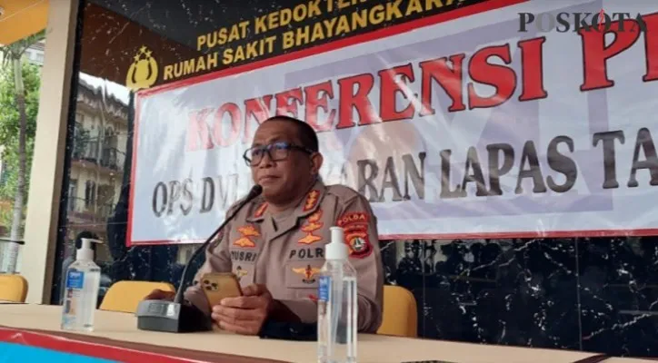 Kabid Humas Polda Metro Jaya Kombes Pol Yusri Yunus di RS Polri Kramat Jati, Jakarta Timur. (FOTO: cr-05)