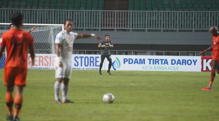 Adixi Lenzivio tampil luar biasa di pertandingan Persija vs Persiraja pada lanjutan Liga 1 2021/2022. (foto: persija media)