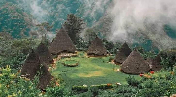 Liburan langsung ke sebuah pedesaan. Rasakan layaknya seorang warga setempat. (Foto/Pinterest/twitter.com)