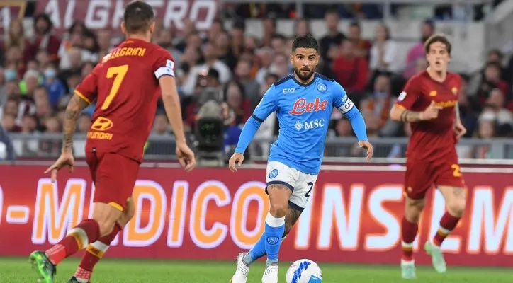 Lorenzo Insigne (tengah), pemain andalan Napoli. (Foto: twitter sscnapoli)