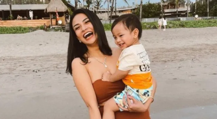 Putra Vanessa Angel Selamat dari Kecelakaan, Potret Terbarunya Beredar Luas (Instagram/@vanessaangelofficial)