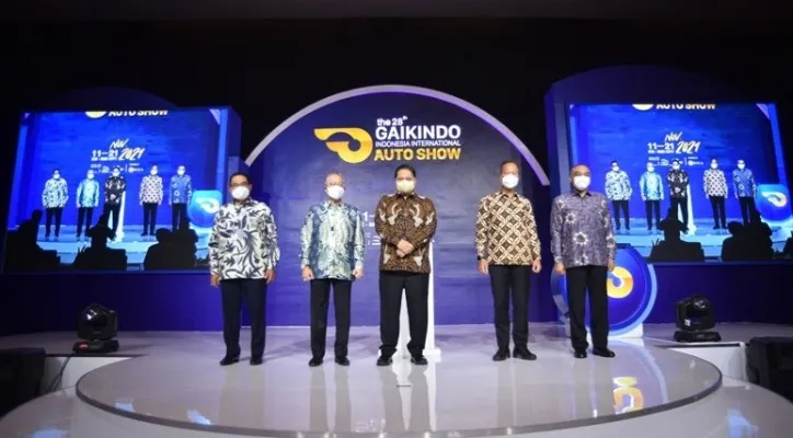 Menko Airlangga Hartarto saat hadir dalam Opening Ceremony GIIAS 2021, ICE BSD, Kamis (11/11/2021). (Foto/GIIAS)