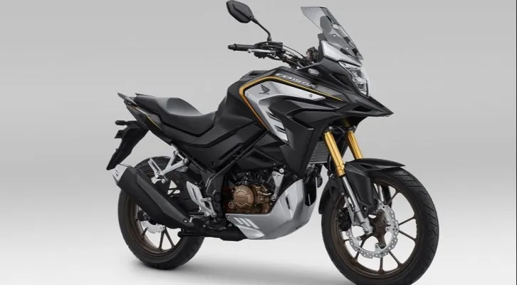 New CB150X, Sport Adventure bermesin kecil. (foto: Ahm)