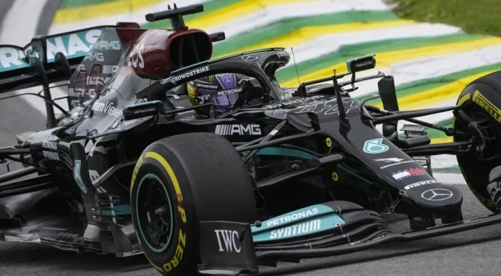 Tim Mercedes terancam terkena sanksi di GP Brasil 2021. (Foto/MercedesF1)