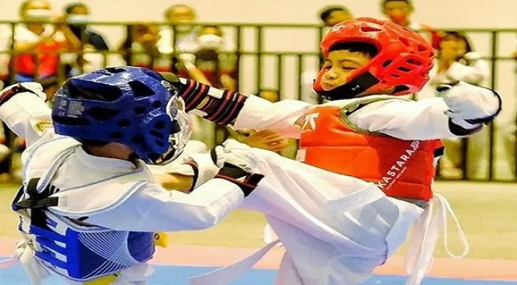 Aksi Jan Ethes Saat Lomba Taekwondo (Foto: @gibran_rakabuming/Instagram)