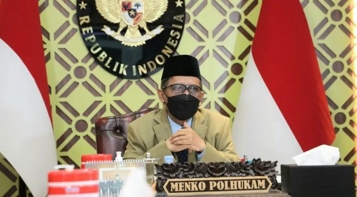 Menko Polhukam Mahfud MD saat jadi narasumber dalam acara Silaturrahmi Ulama, Umaro, TNI, Polri dan tokoh lintas agama. (ist)