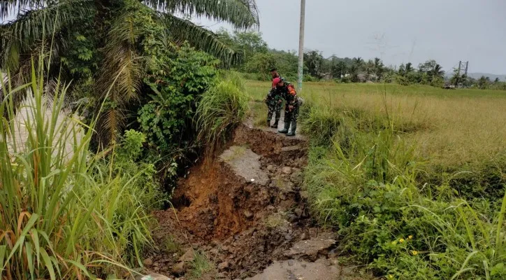 Longsor di Kecamatan Cipanas, Kabupaten Lebak, Banten. (foto: BPBD Lebak)