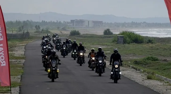 40 Bikers Royal Enfield Siap Sukseskan Tour Of Indonesia Menempuh 1.500 Km Selama 5 hari. (Foto/Royal Enfield)