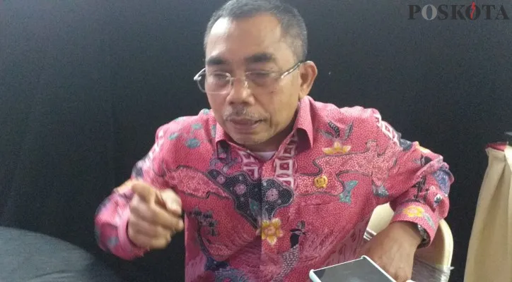 Ketua Fraksi PDIP DPRD DKI, Gembong Warsono. (foto: poskota/deny)