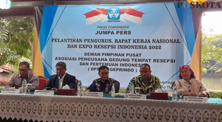 Asgeprindo saat menyampaikan ratusan perusahaan gulung tikar. (ifand)