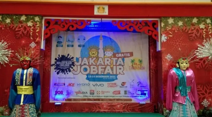 Gelaran job fair di Mall Taman Palem, Cengkareng, Jakarta Barat. (Foto/Poskota.co.id/Cr04)