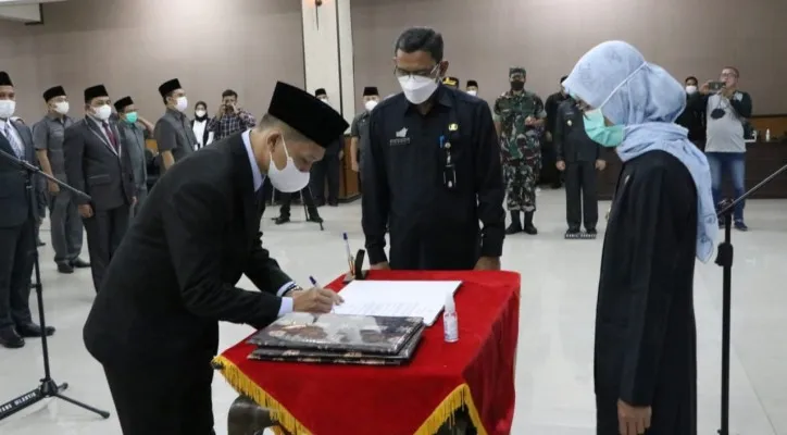 Pelantikan 111 pejabat struktrural di Pemkab Lebak. (foto: yusuf permana)