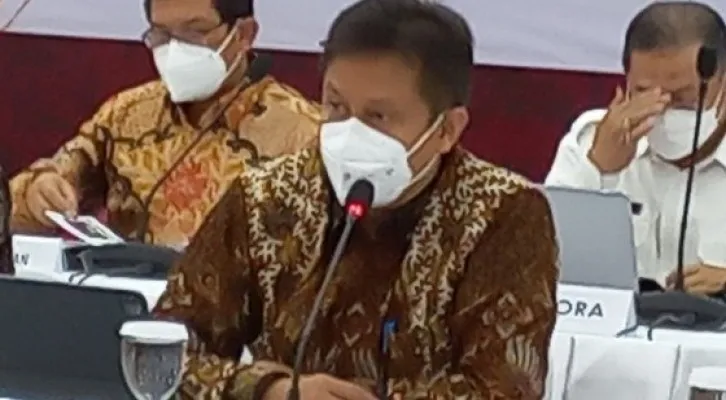 Menteri Kesehatan Budi Gunadi Sadikin  saat memeparlan soal kasus Omicron. (Foto/Rizal)