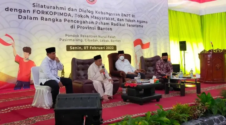 Kepala Badan Nasional Penanggulangan Terorisme atau BNPT Komjen Pol Boy Rafli Amar mengunjungi Ponpes Nurul Falah (ist)