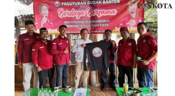 Wakil Walikota Subadri Ushuluddin (kemeja putih) didaulat sebagai Penasehat PBB. (Foto: luthfi) 