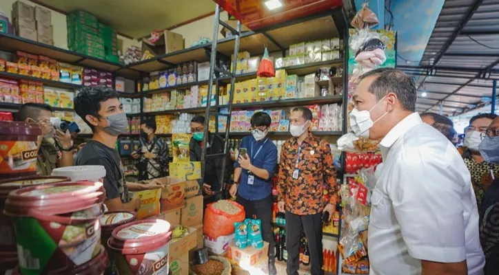 Sidak Mendag Muhammad Lutfi ke pasar beberapa waktu lalu. (foto: dok. kemendag)