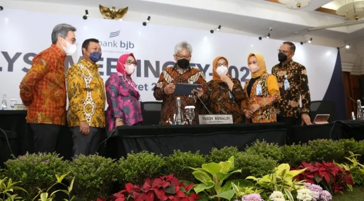 irektur Utama bank bjb, Yuddy Renaldi  total asset bank bjb tumbuh positif pada angka 12,4% atau sebesar Rp158,4 triliun dan menjadi yang terbesar di antara Bank Pembangunan Daerah (BPD) di Indonesia atau termasuk ke dalam 14 besar di Industri perbankan Nasional. (ist)