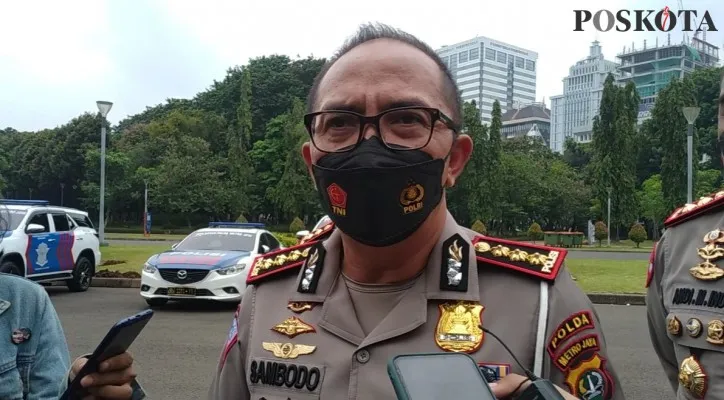 Dirlantas Polda Metro Jaya, Kombes Pol. Sambodo Purnomo Yogo, mengatakan, akan menutup jalan Medan Merdeka Utara, Barat, hingga Jalan MH. Thamrin saat parade MotoGP Indonesia di Jakarta. (foto:poskota/adam)