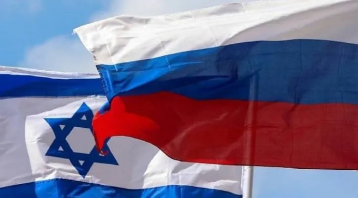 Bendera Israel dengan bendera Rusia.