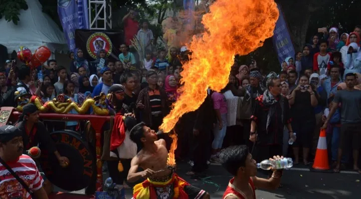 Pertunjukan seni dan budaya meriahkan HJB ke-540 tahun. (ist)