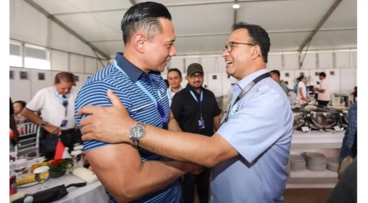 Gubernur Anies Baswedan dan Ketum Partai Demokrat Agus Harimurti Yudhoyono (AHY) saat bertemu di gelaran Formula E.